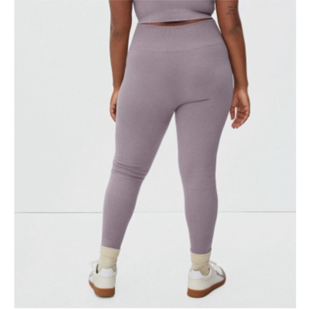 EVERLANE Ribbed Seamless Legging - Picture 2 of 5